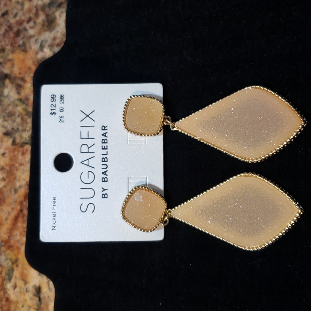 Women's earrings, never worn